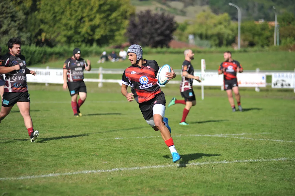 Antoine Pasquon et le Stade Foyen en route pour Issigeac