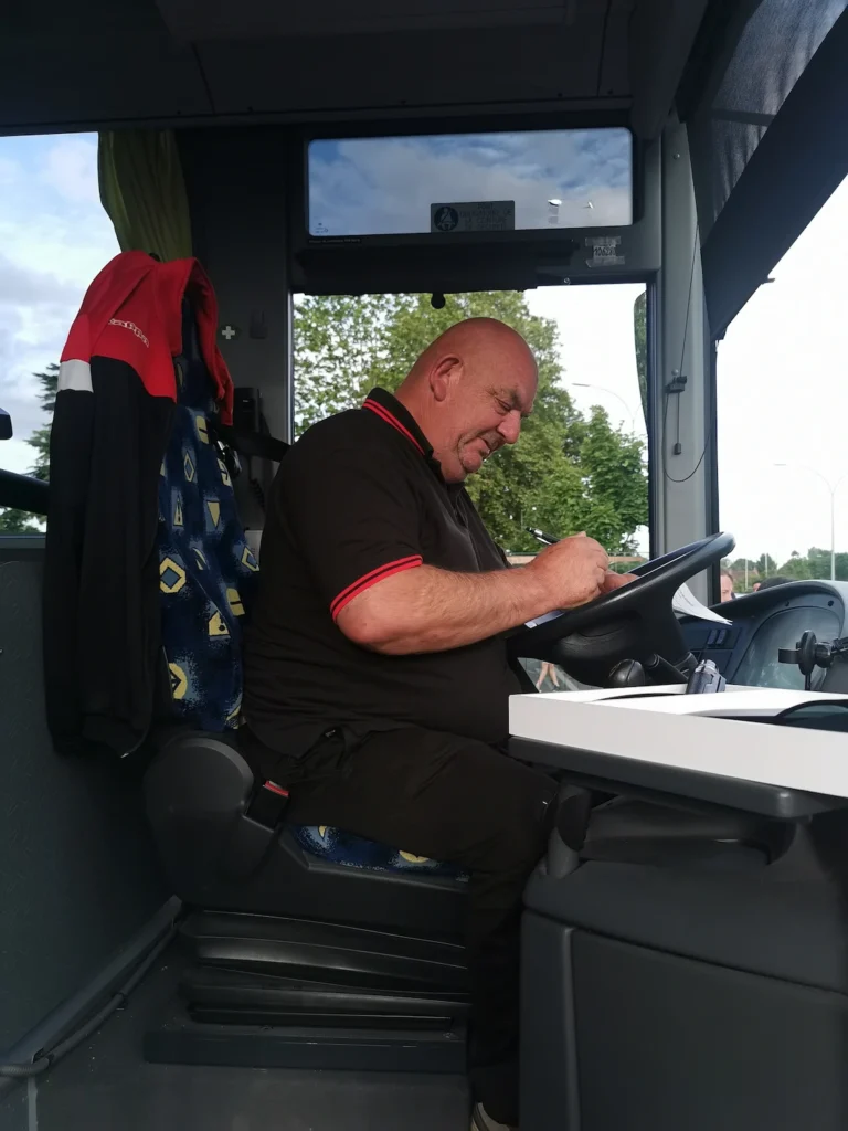 Jean Louis Géraud lors de son dernier trajet en bus pour le Stade Foyen